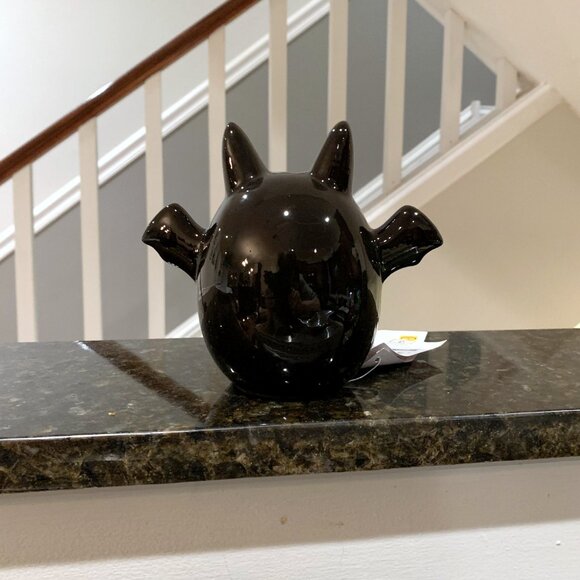 Target Bullseye Playground Light Up Ceramic Bat Figurine Halloween 2024 NEW - Picture 2 of 3